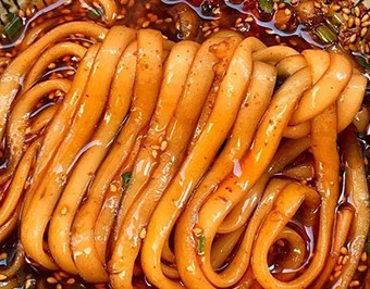 『凉拌酸辣土豆粉』酸爽开胃巨